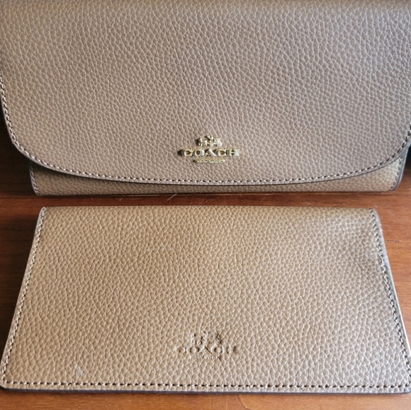 Coach NWT 2PC Long Wallet/ BNWT - Picture 6 of 9